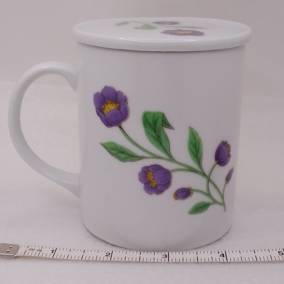 House of Prill Floral MUG with Cover Porcelain Purple Flowers 10 oz Cup - Picture 3 of 13
